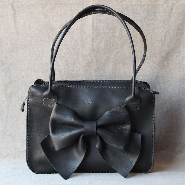 Leather sandra business bag with bow