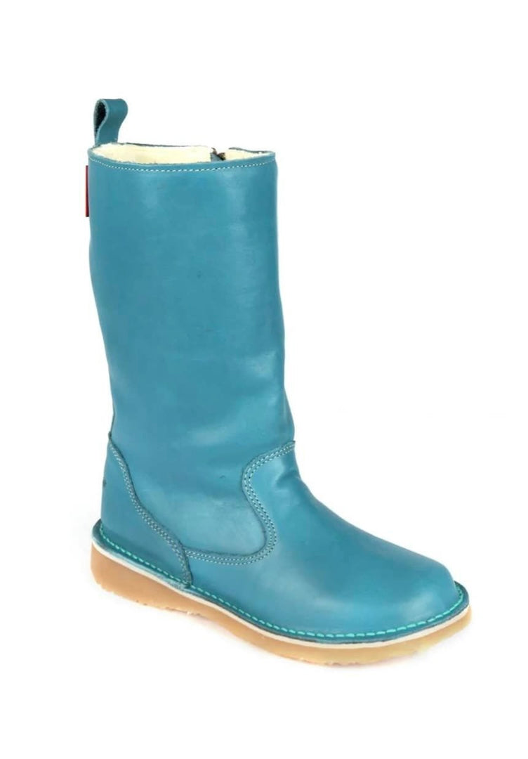 Leather boots
