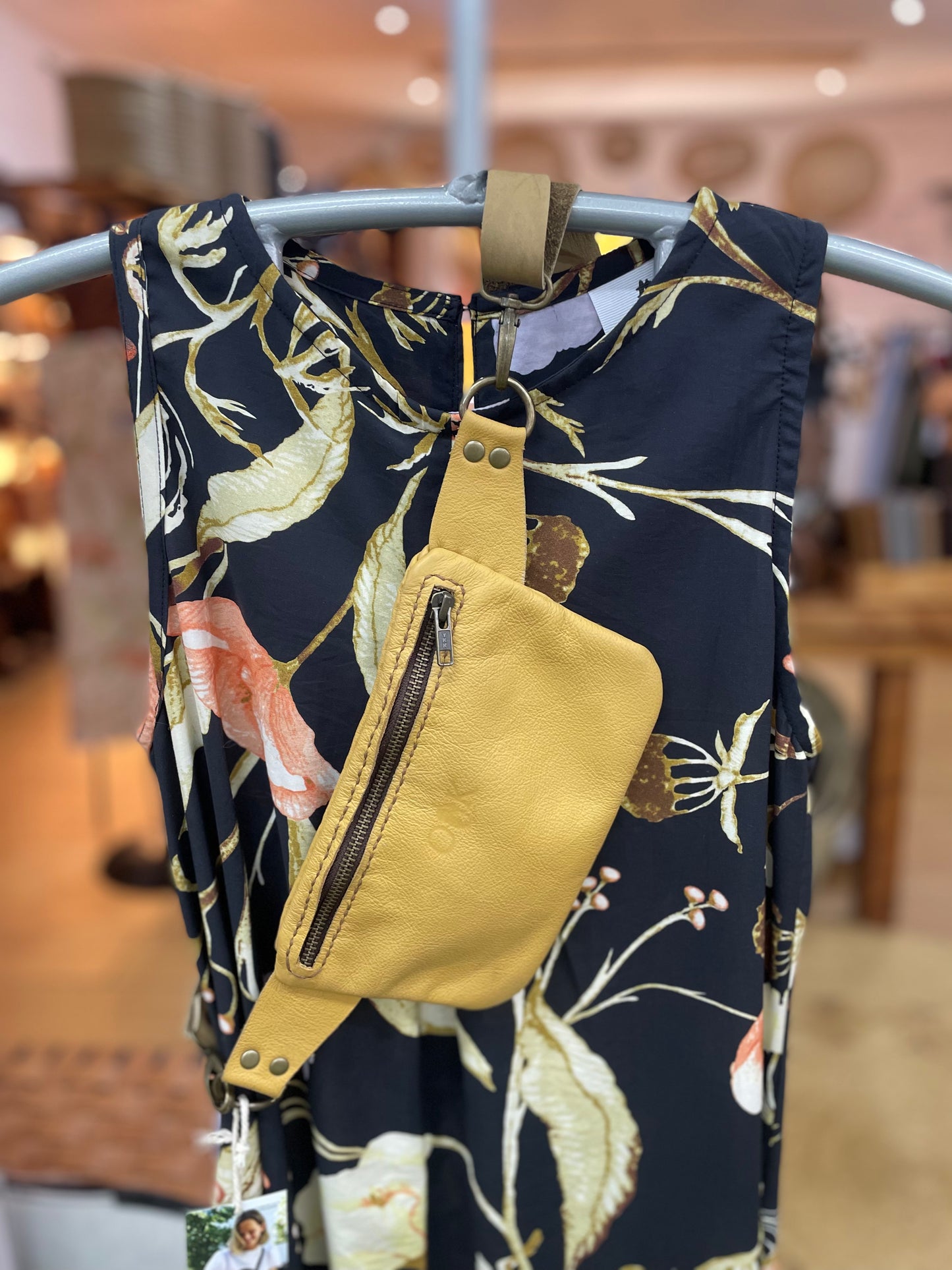 Small Original Leather Moonbag - matt yellow