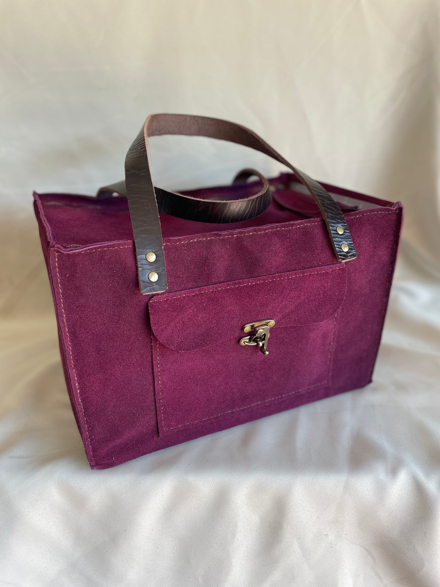 Closed Organiser's Case in Suede - Deep Purple