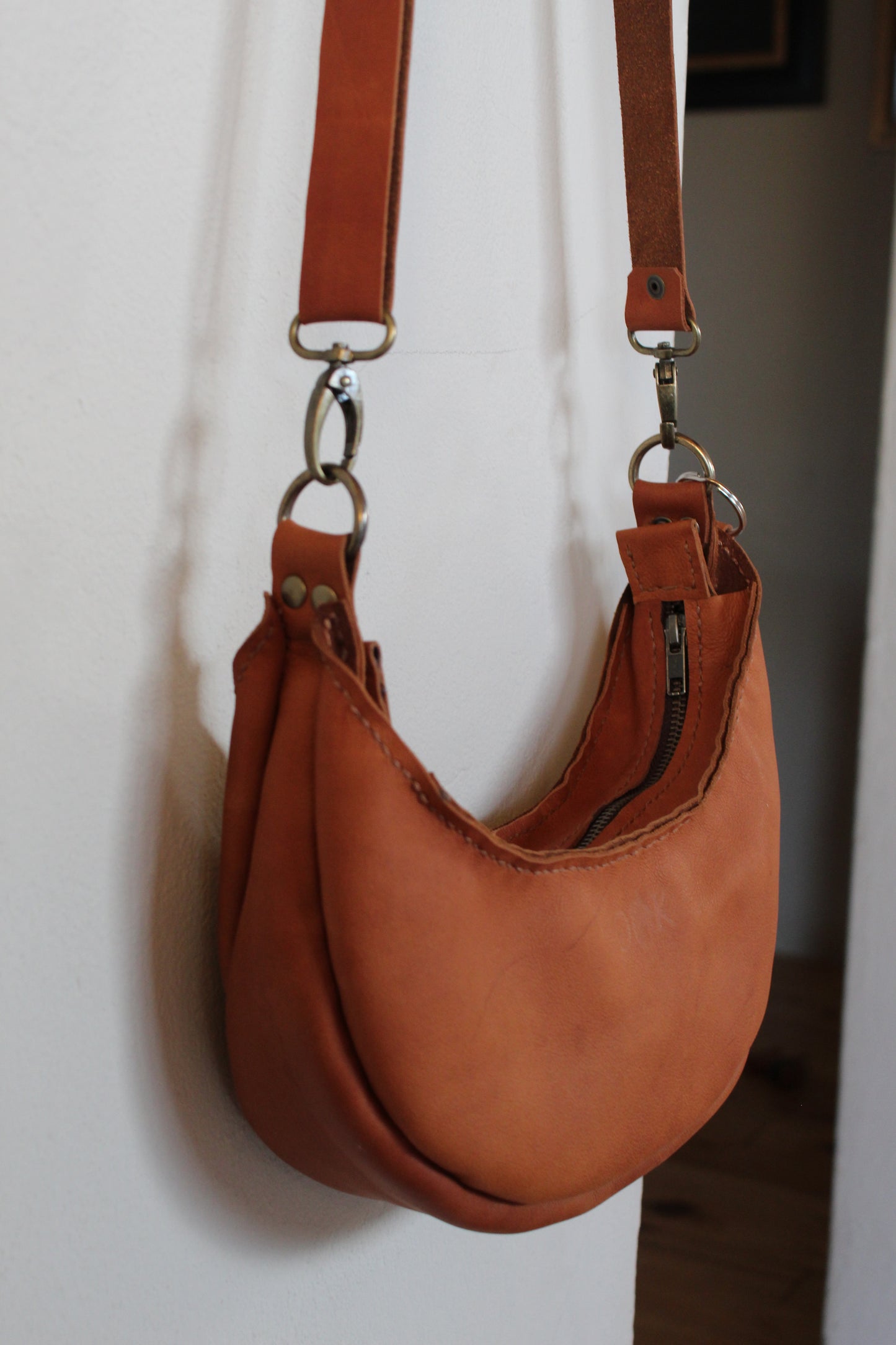 Leather Banana Moonbag