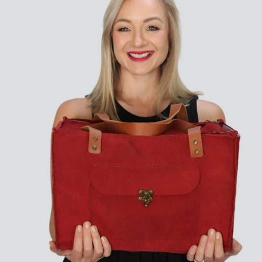 Closed Organiser's Case in Suede - Red