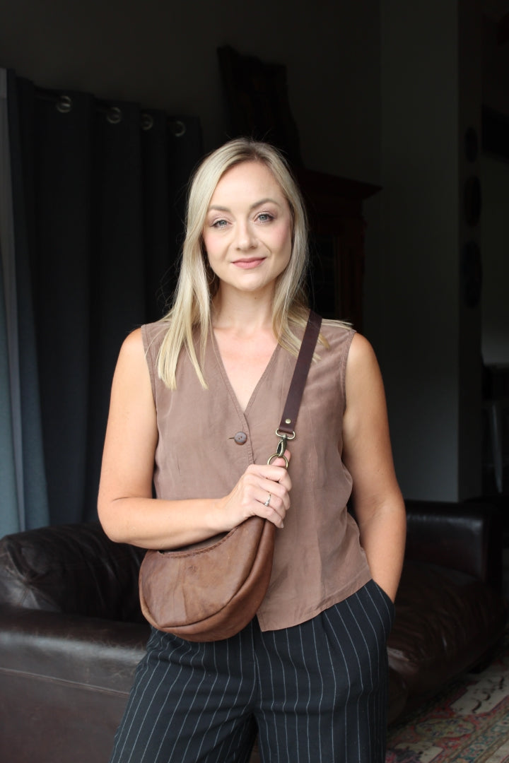 Leather Banana Moonbag