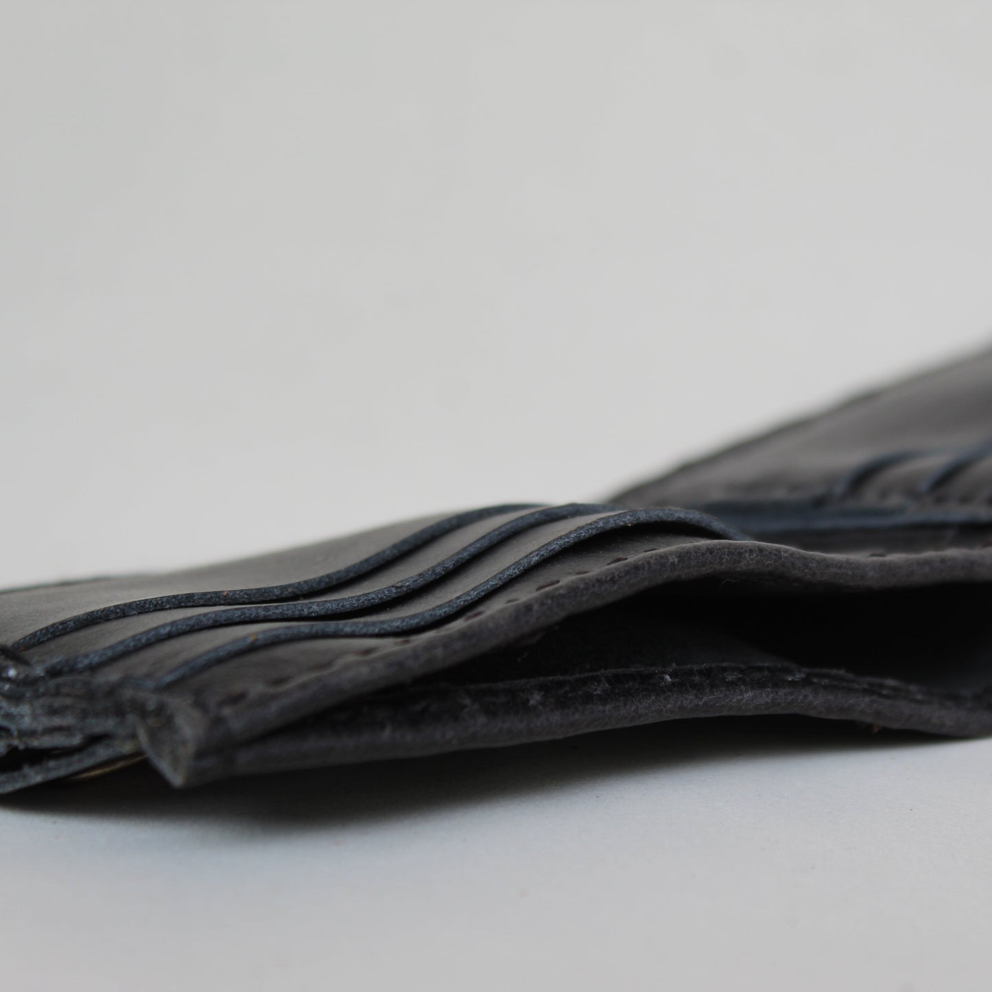 Men's Folding Wallet with back pocket - Black
