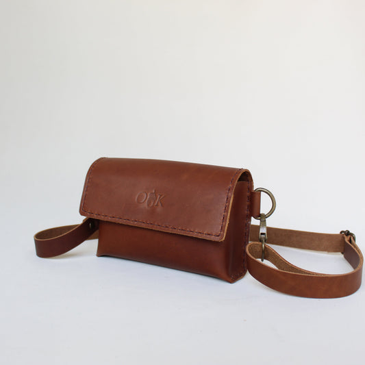 Classic Leather Moonbag - Cognac