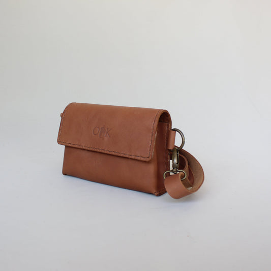Classic Leather Moonbag - Tan