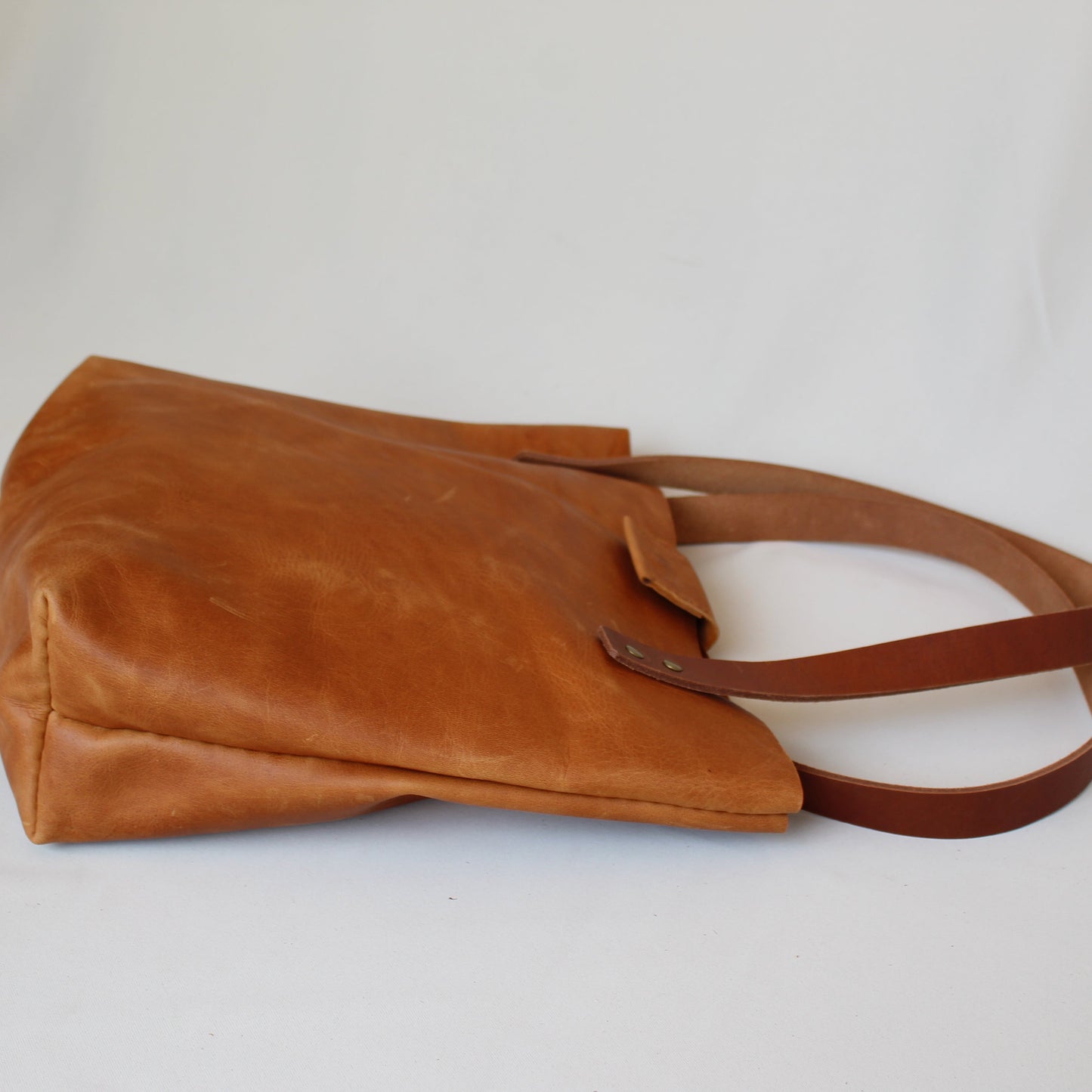 Soft Tote Leather Bag - Tan