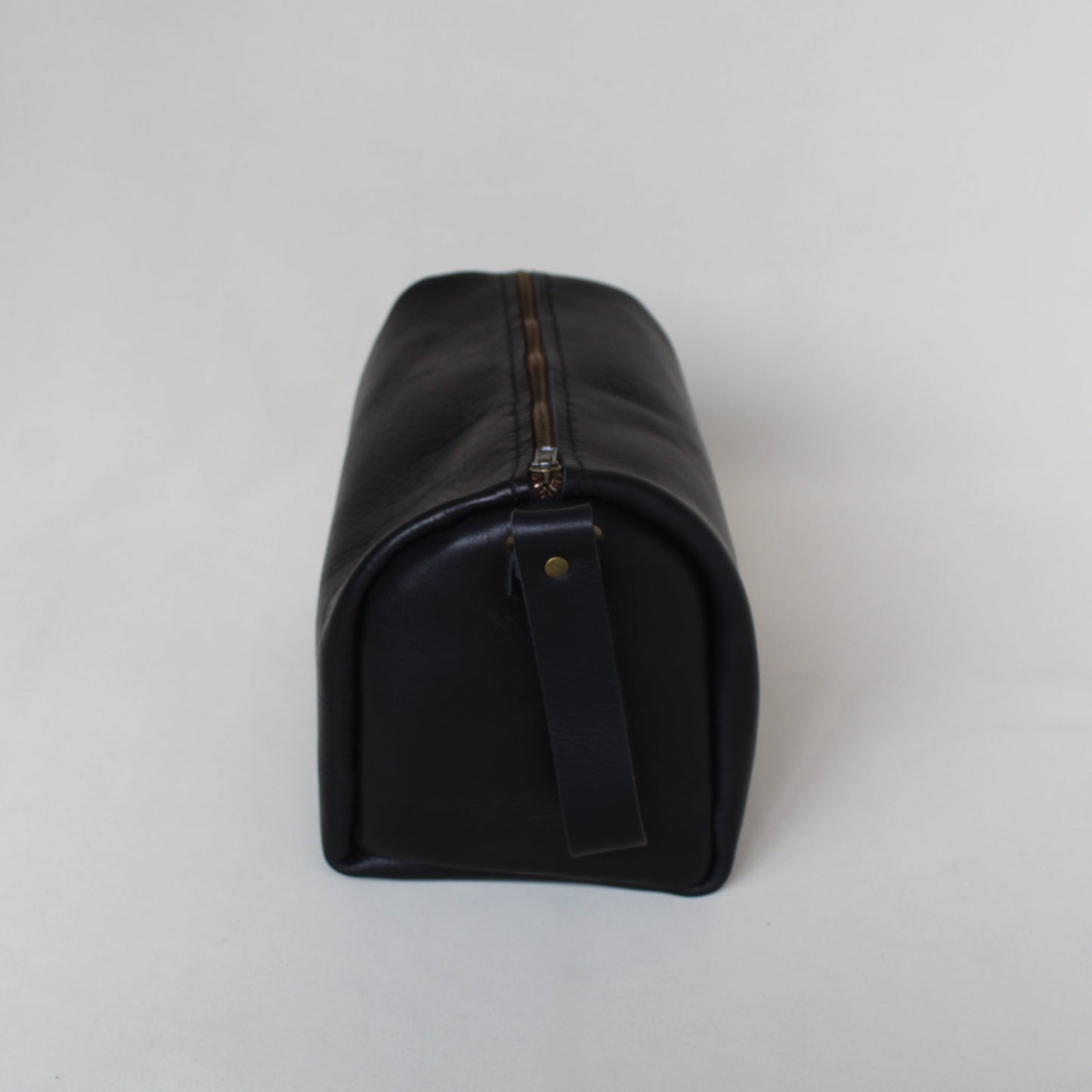 Leather Round Toiletry Bag - Black
