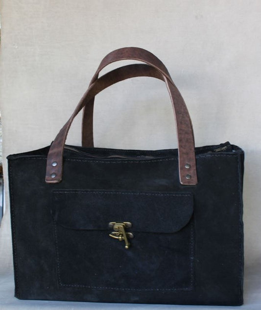 Closed Organiser's Case in Suede - Black