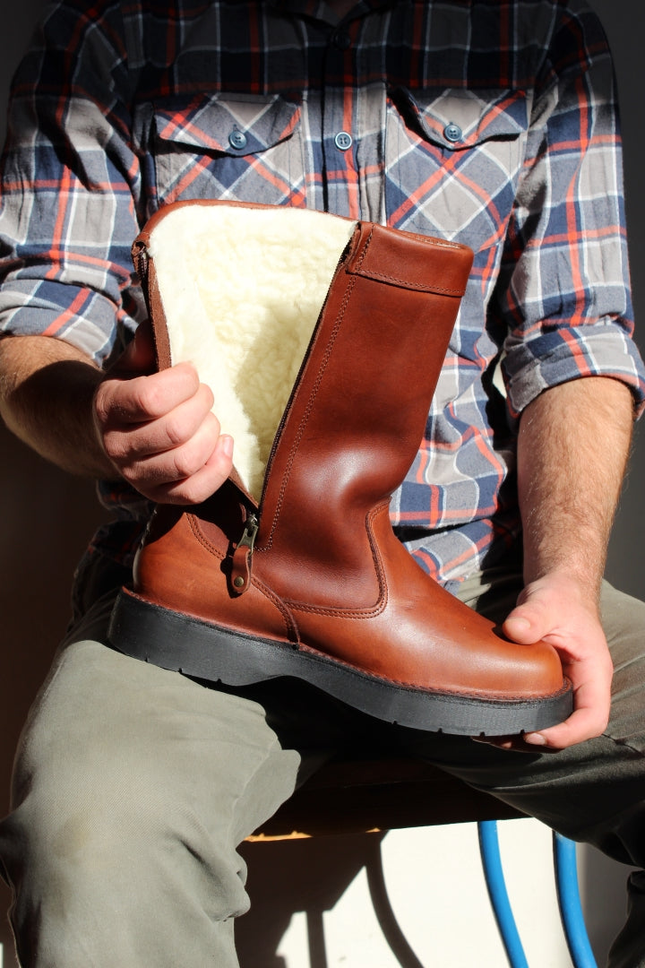 Men's leather boot in pitstop brown