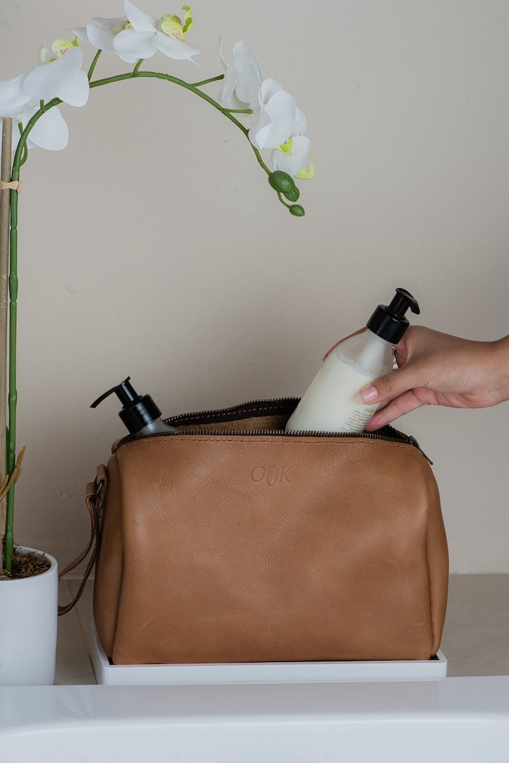 Leather toiletry bag in tan