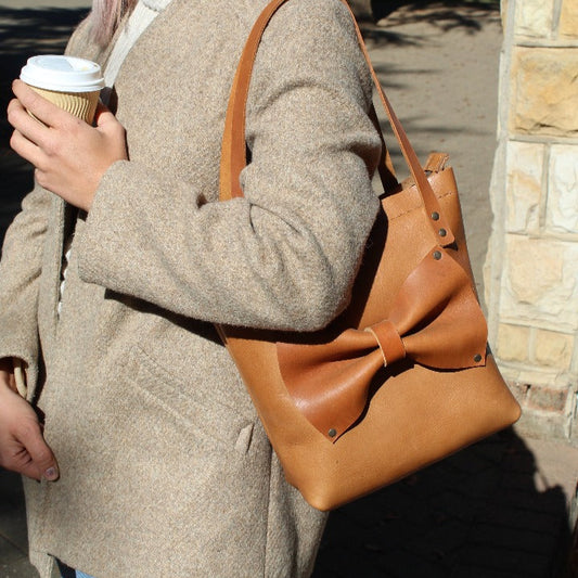 jani bow tote in tan with tan bow