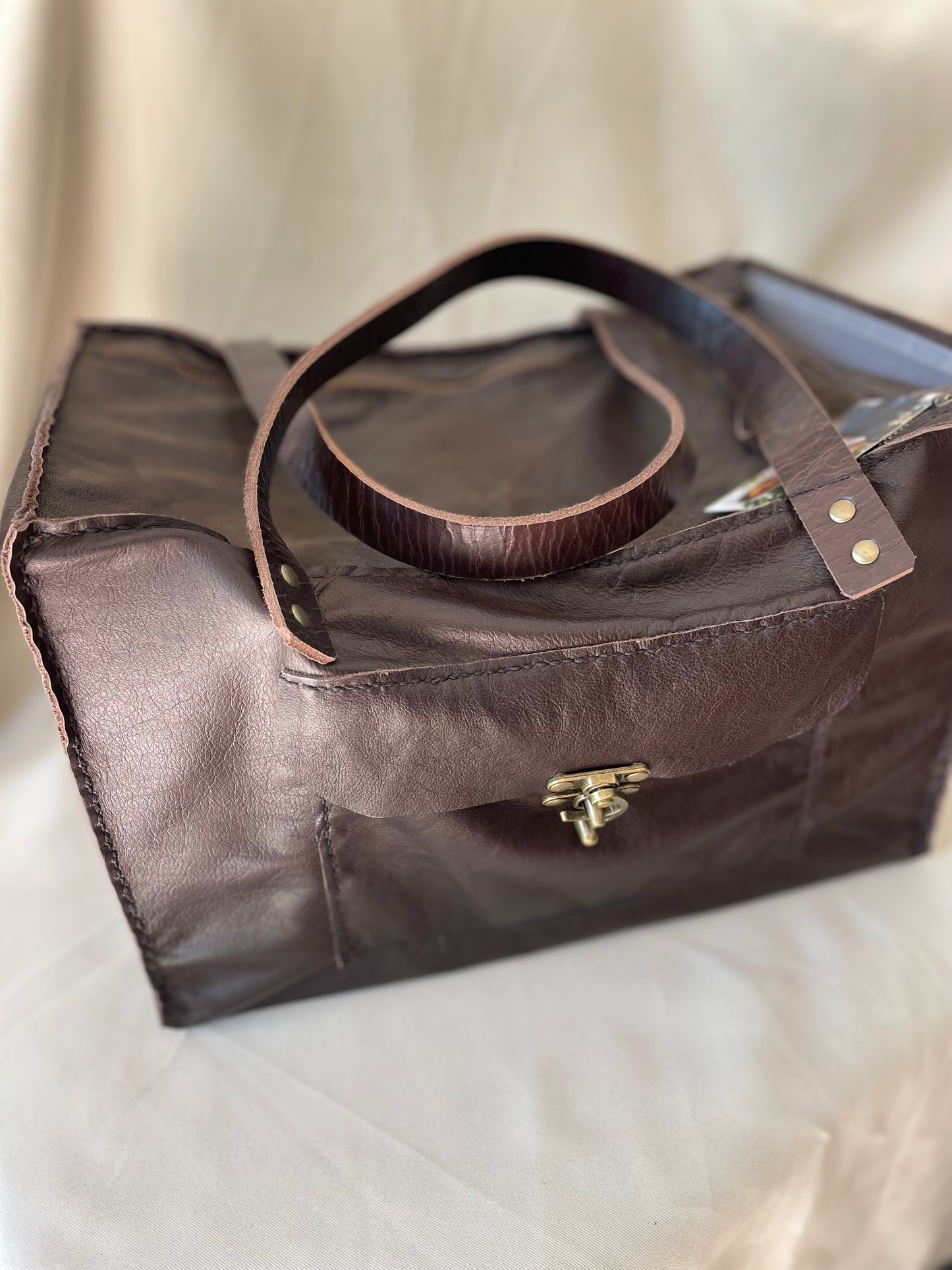 Closed Organiser's Case in once-off soft brown