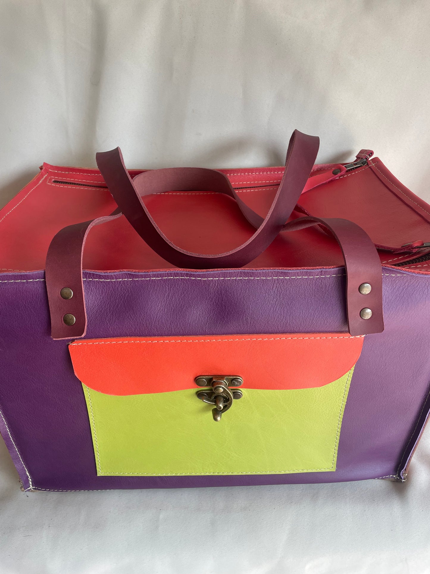 Closed Leather Organiser - Josef se kleed 30