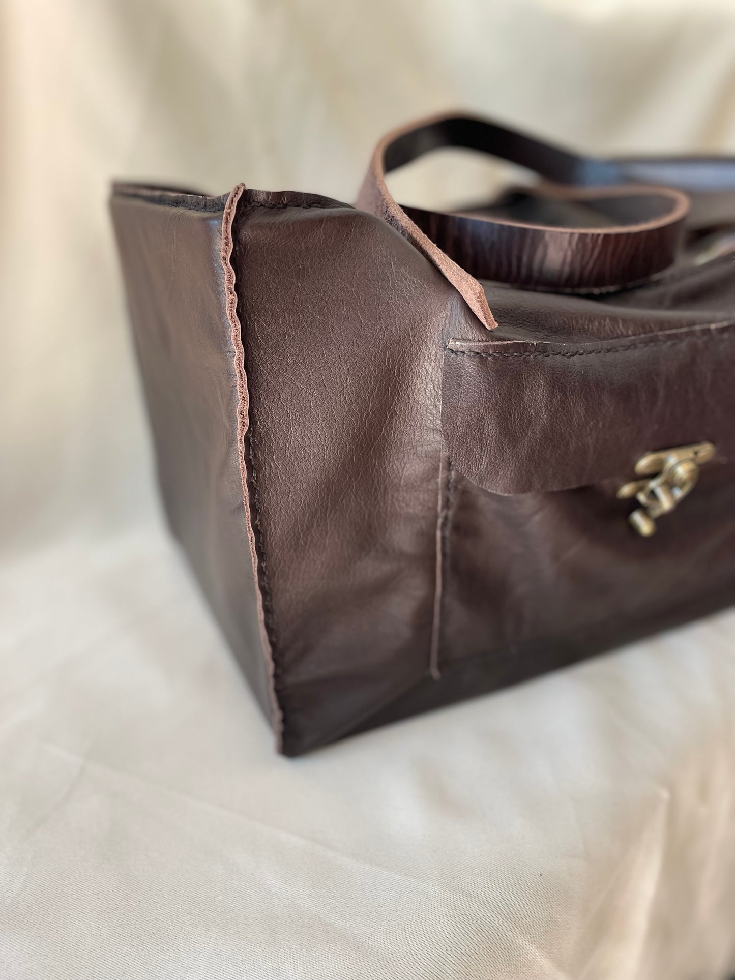 Closed Organiser's Case in once-off soft brown