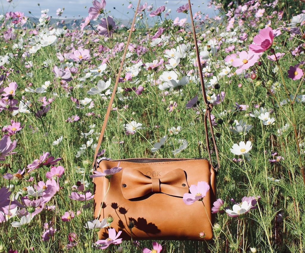 Box bow satchel in tan