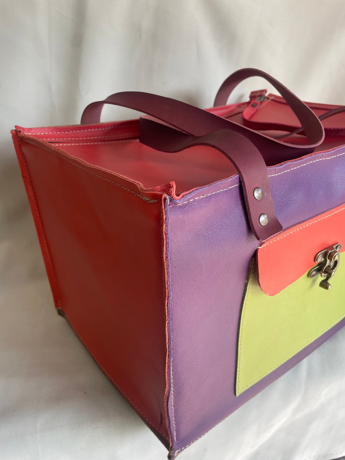 Closed Leather Organiser - Josef se kleed 30