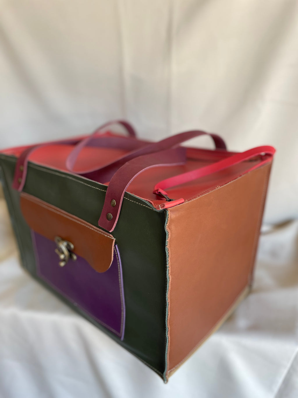 Closed Leather Organiser - Josef se kleed 34