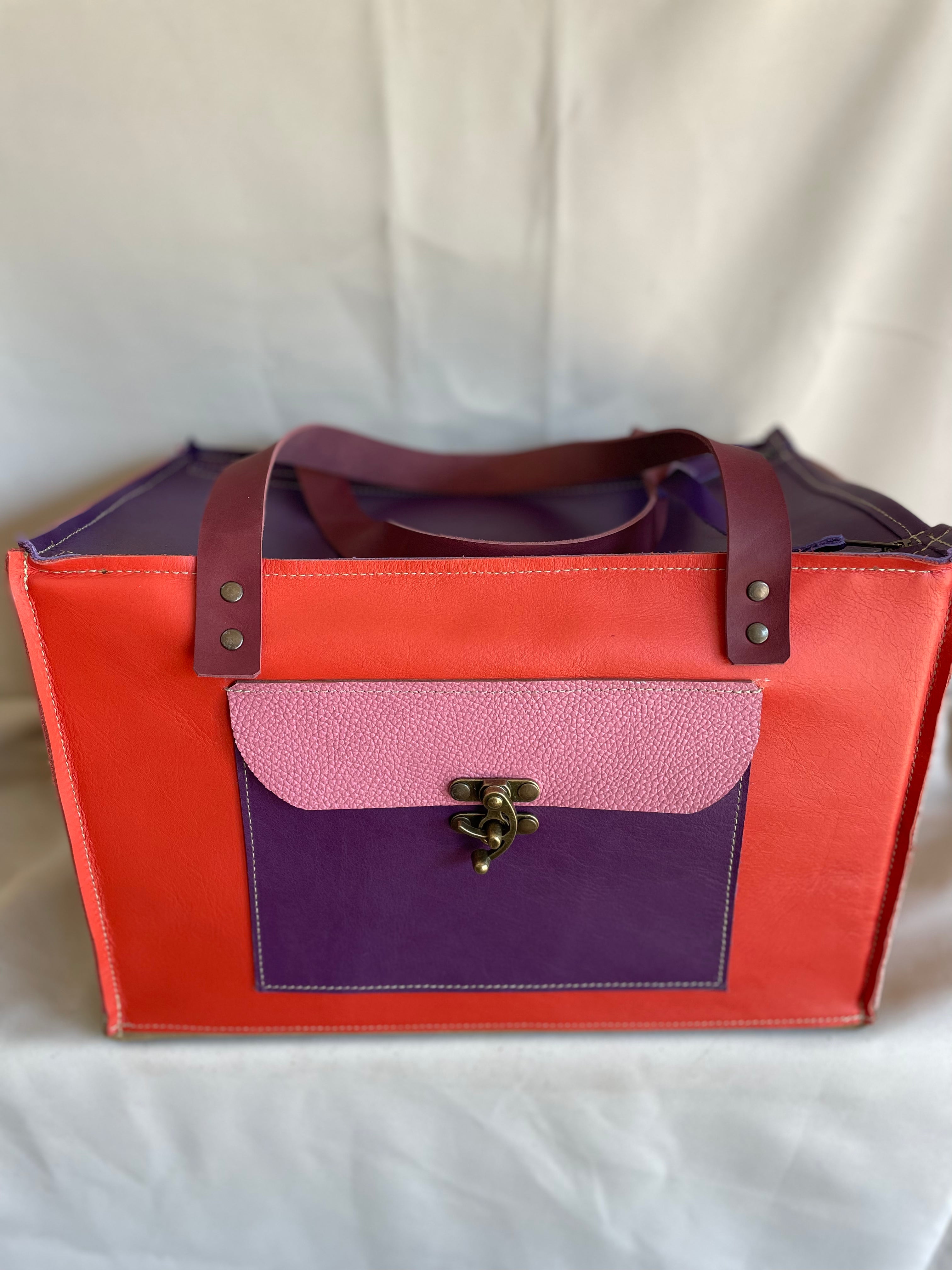 Closed Leather Organiser - Josef se kleed 36