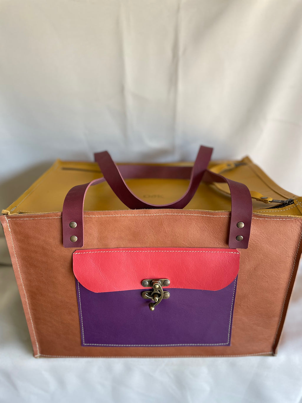 Closed Leather Organiser - Josef se kleed 35