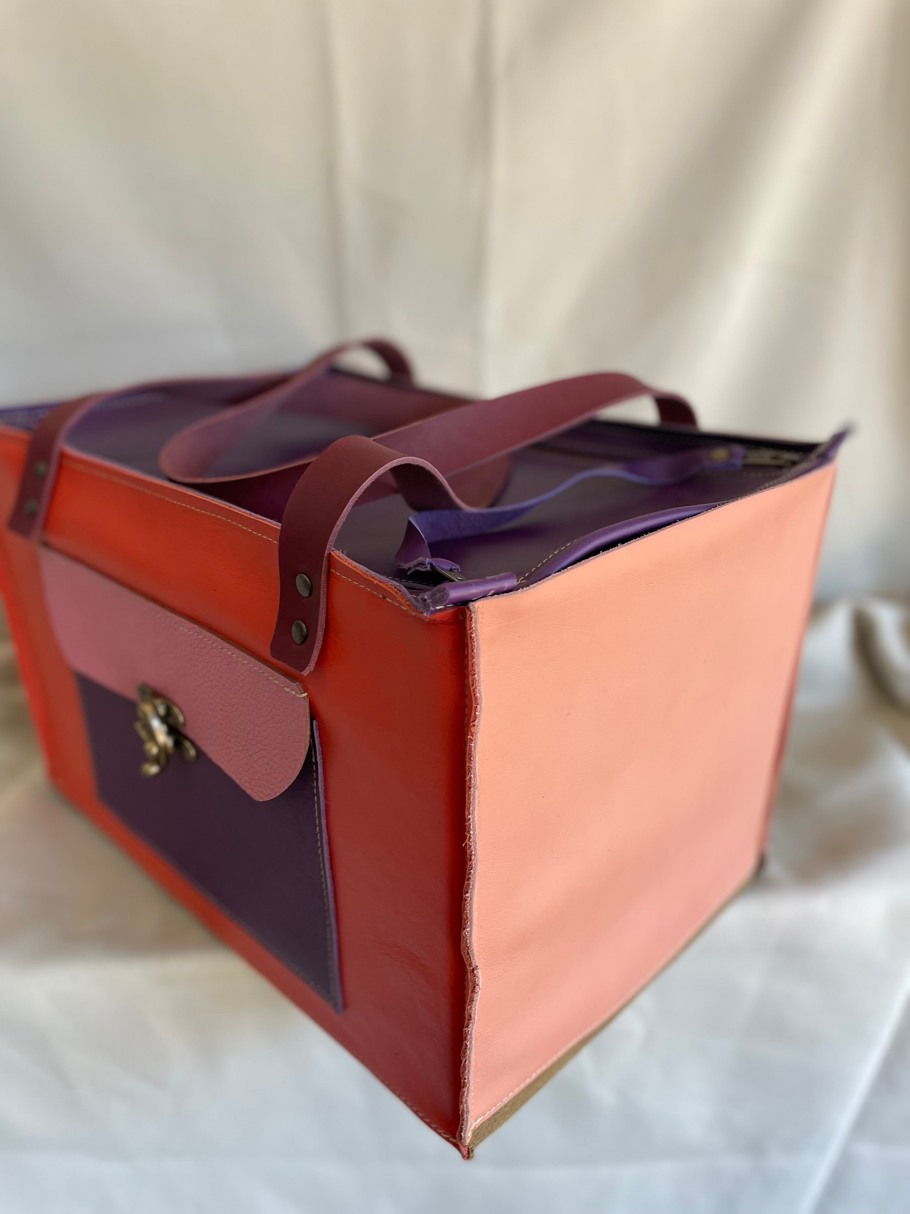 Closed Leather Organiser - Josef se kleed 36