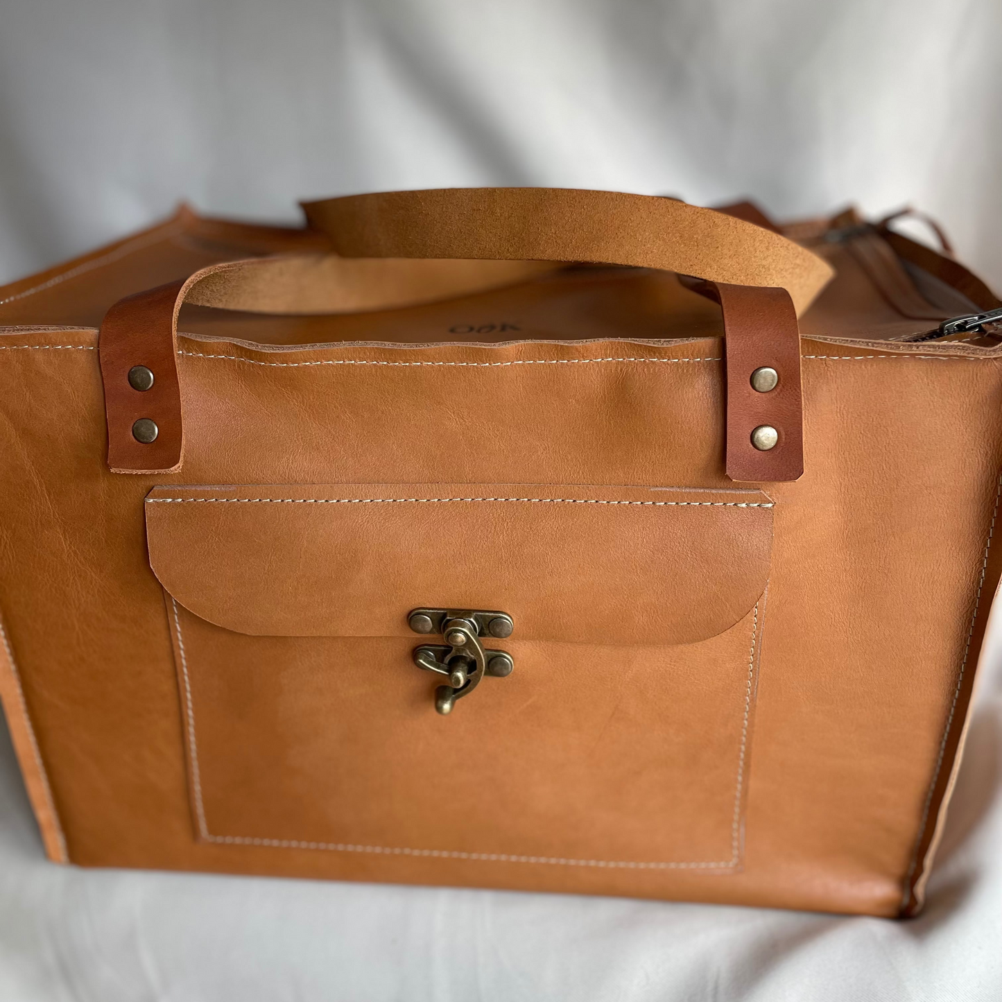 Closed Leather Organiser Case - Light Tan
