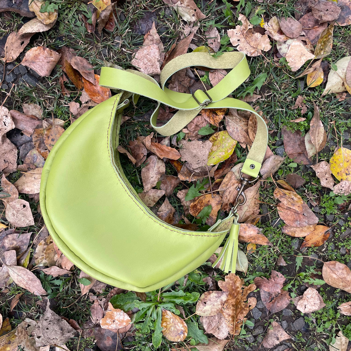 Leather Banana Moonbag - Lime