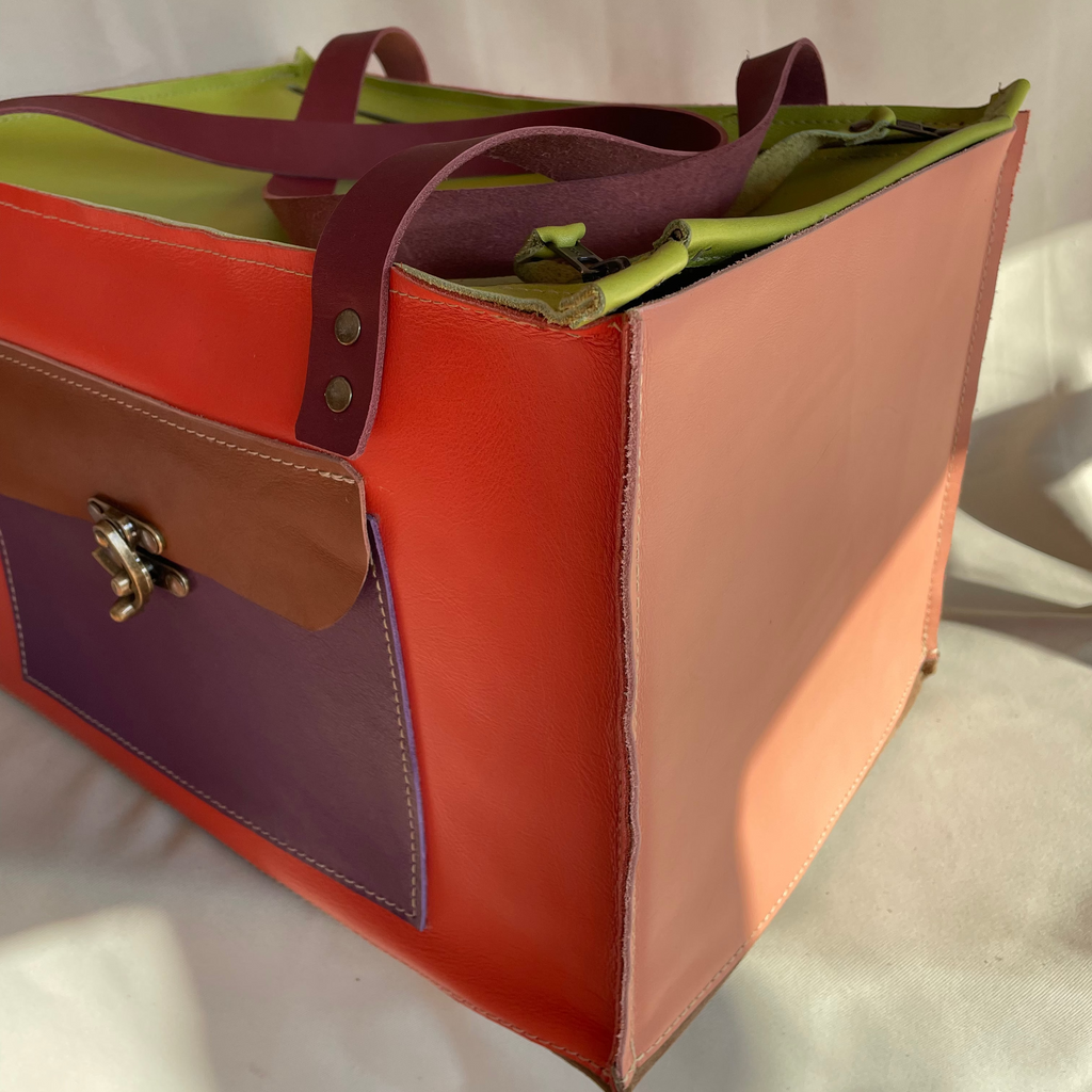 Closed Leather Organiser - Josef se kleed 32