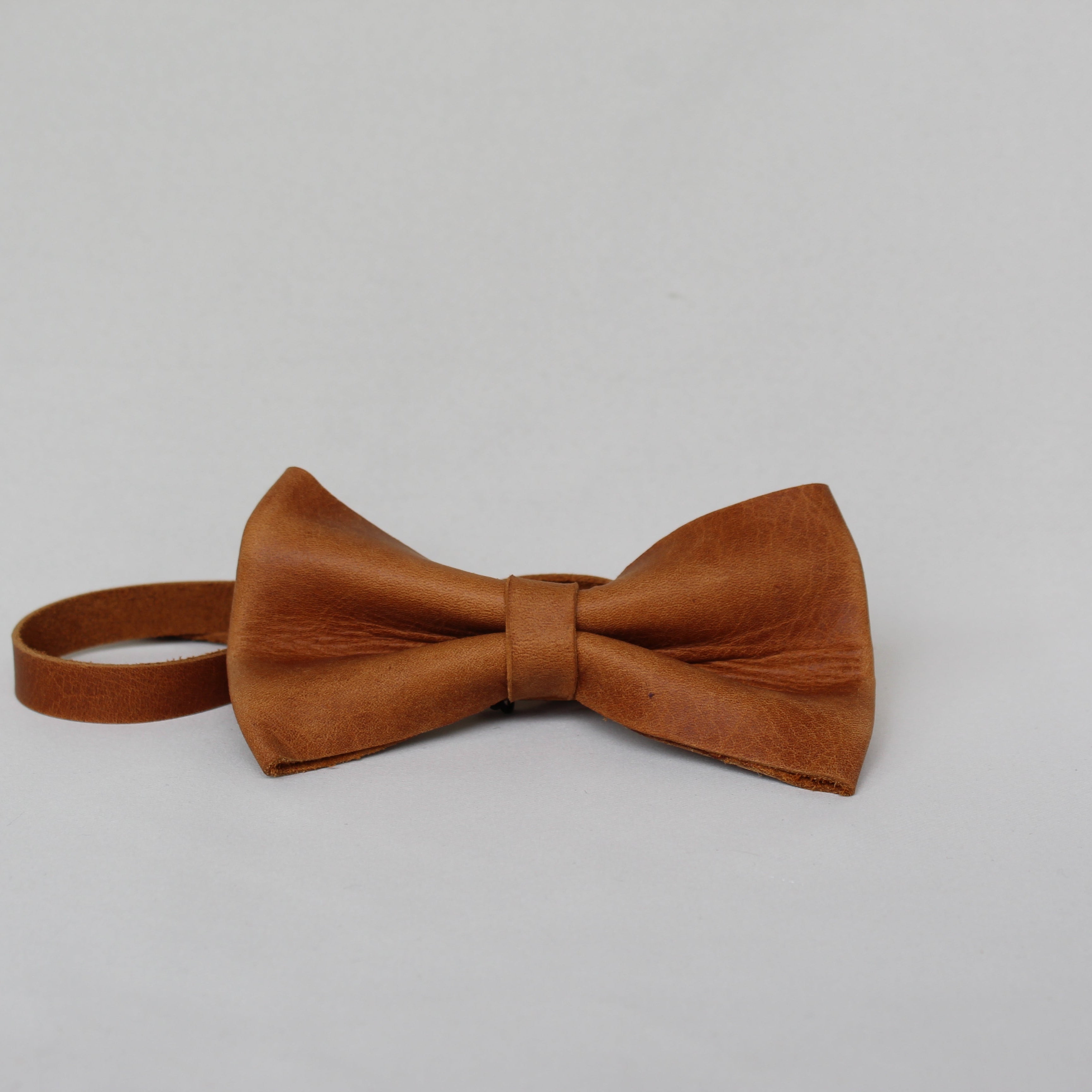 Leather Folded Bow Tie - Tan