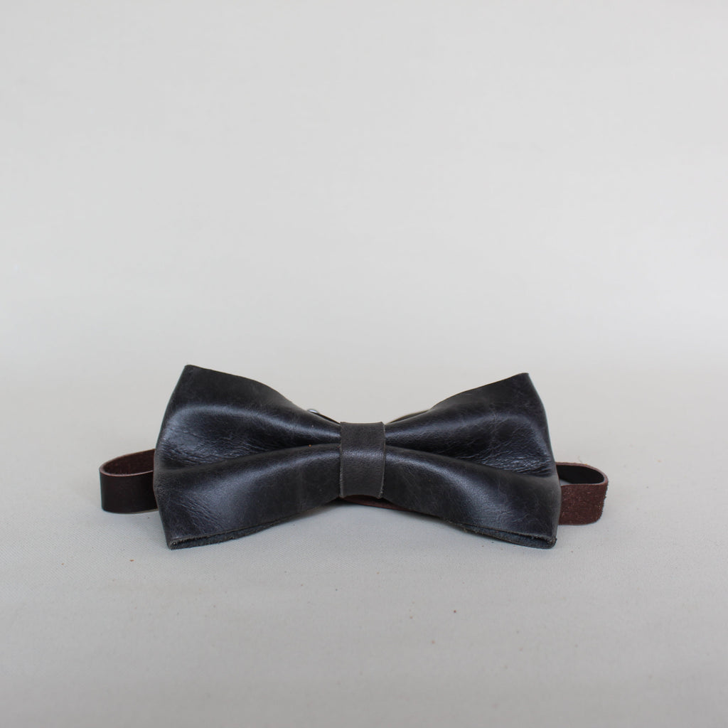 Leather Folded Bow Tie - Black