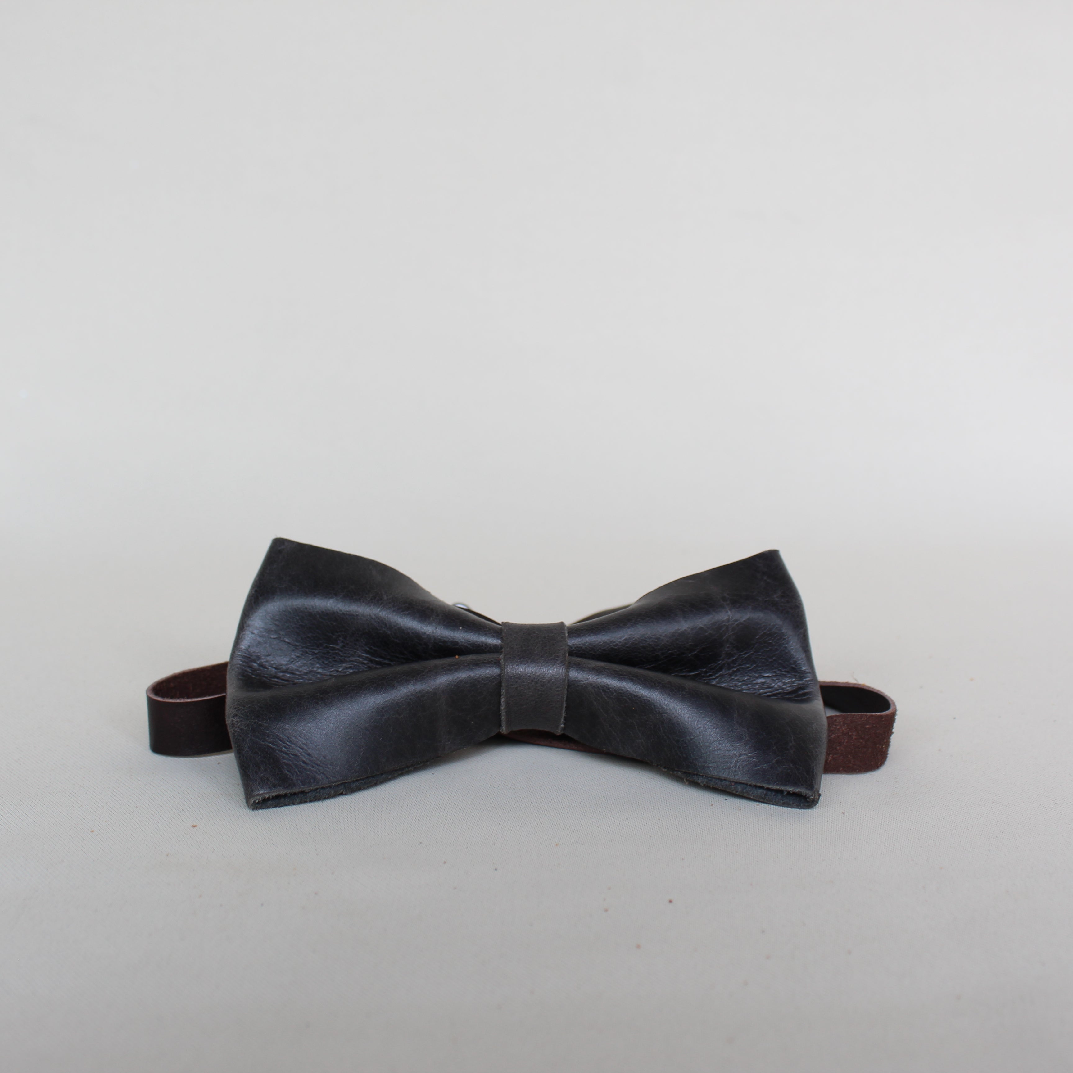 Leather Folded Bow Tie - Black