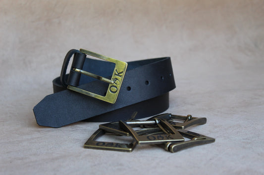 Genuine leather belt in black