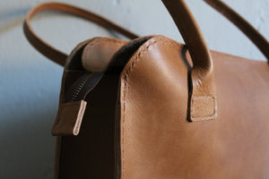 close up photo of the sandra business bag