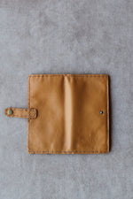 Load image into Gallery viewer, photo of the ladies wallet

