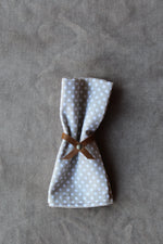 Load image into Gallery viewer, photo of the thin leather napkin ring
